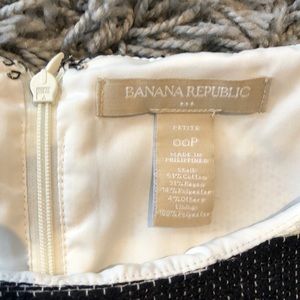 Banana Republic Dresses - Lovely Navy striped dress Banana Republic Dresses - Lovely Navy striped dress